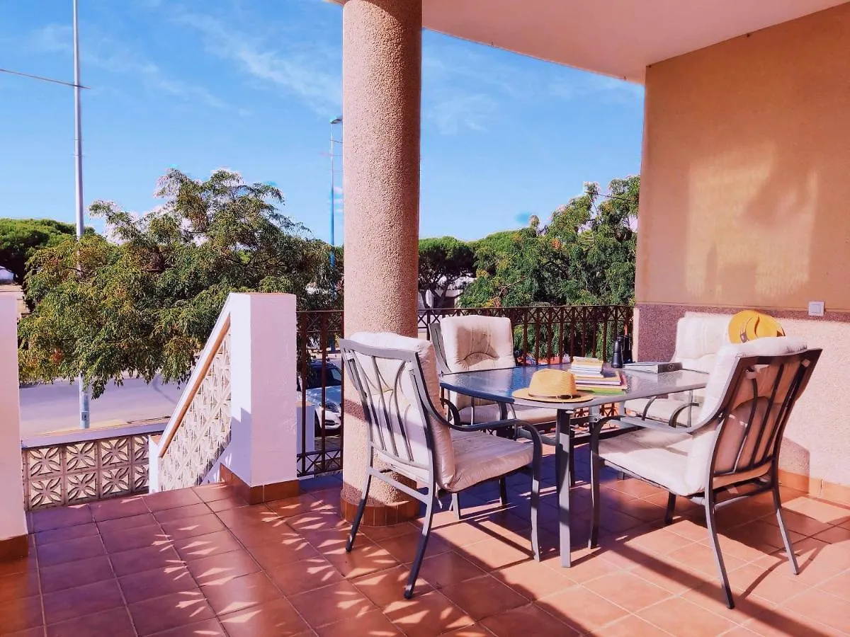 Holiday home Dos Casas Juntas Y Patio Comun A 25 Metros De La Playa Villa Mazagon